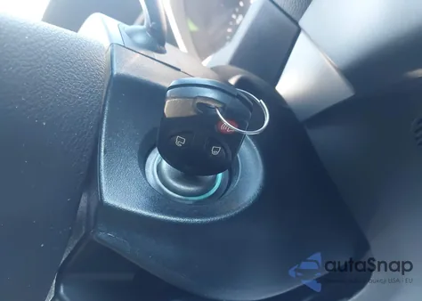 2018 Ford Escape Se from USA, damaged, VIN 1FMCU9GDXJUC00713